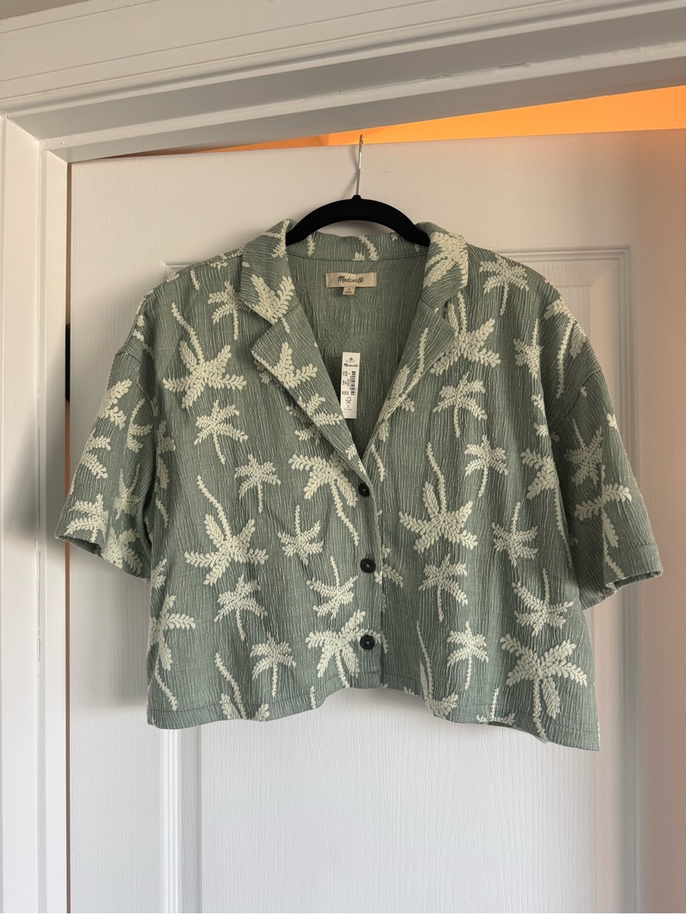 Madewell Sage Green Palm Print Cropped Button-Down Shirt